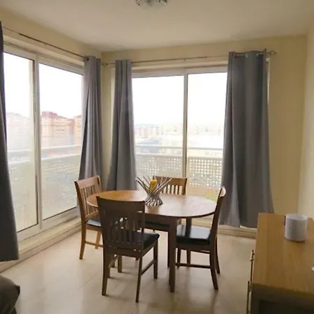 & Spacious 1br W Pool Apartment